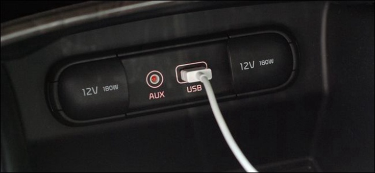 Link Spotify in Car via USB or AUX-IN
